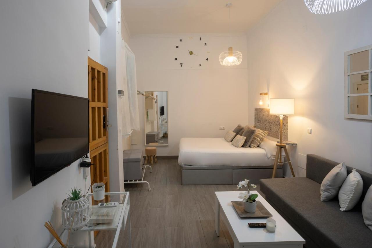 Santa Clara Urban Apartment II Seville Exterior photo