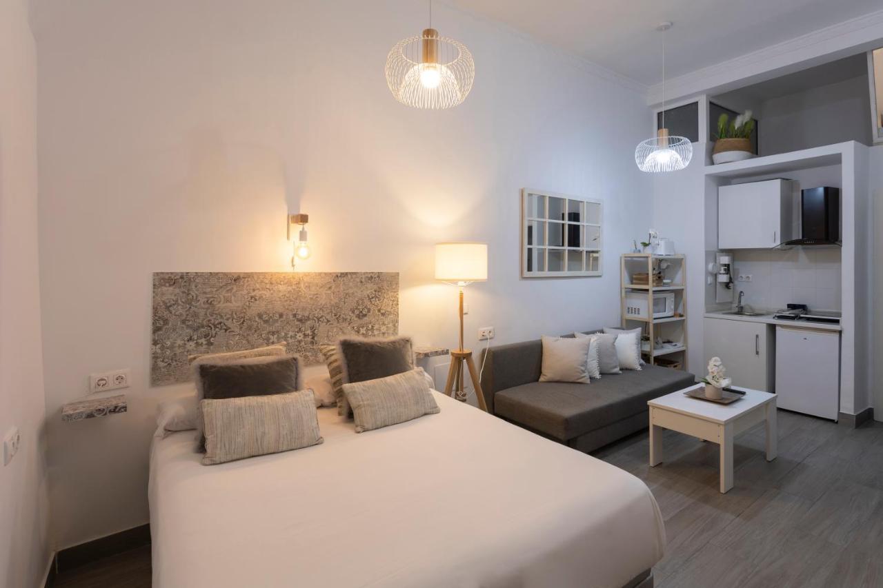 Santa Clara Urban Apartment II Seville Exterior photo