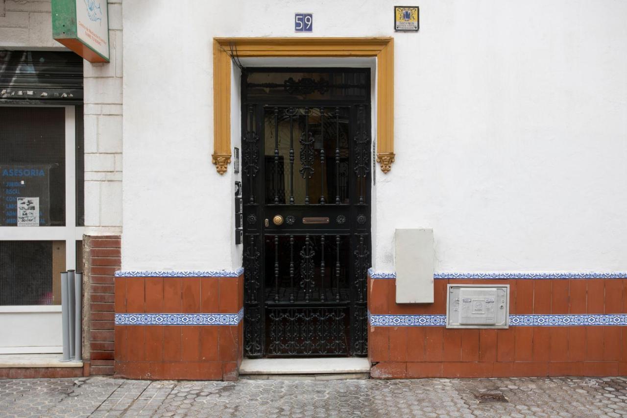 Santa Clara Urban Apartment II Seville Exterior photo